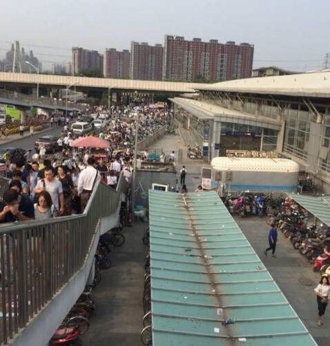北京市地铁5号线天通苑南至立水桥区段因信号故障致列车晚点