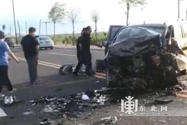 黑龙江省哈尔滨市呼兰区景观大道附近两车相撞致5死7伤